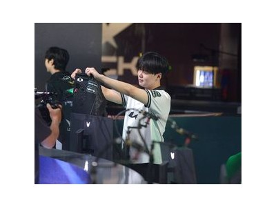 디플러스 기아 3세트 뒤진 경기 팬들 심장이 놓쳤다
