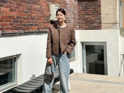 한지혜 카페에서 편안한 시간 보내는 모습 공개