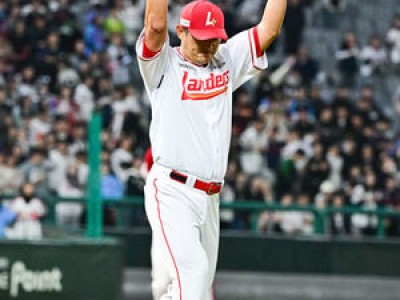 노경은 703일 만에 세이브 기록 프로야구 팬들 환호