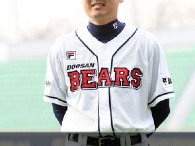 두산 감독에 김원형 코치 선임