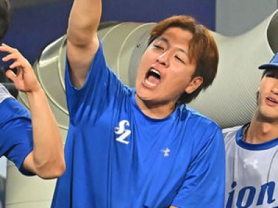 강민호 이틀 연속 홈런으로 삼성 2연승 이끌어